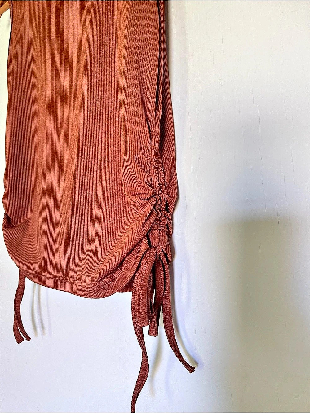 SHEIN Solid Rib-Knit Side Drawstring Tank Top - Picture 5 of 5